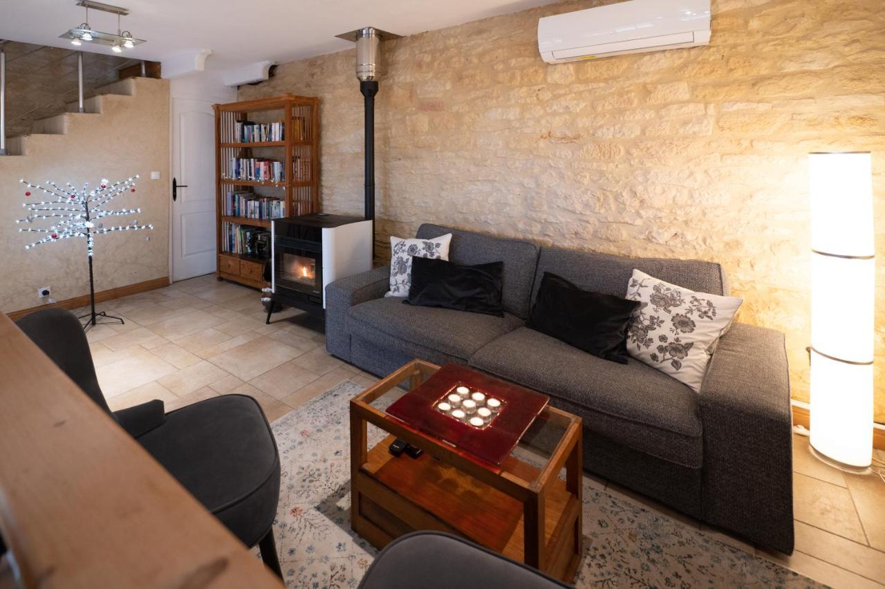 Le Manoir De Carlucet Gite Saint-Crepin-et-Carlucet ภายนอก รูปภาพ